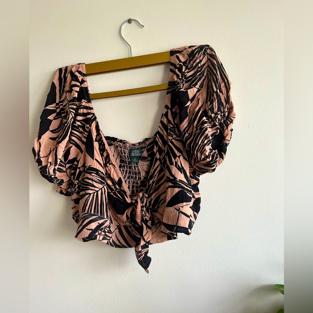 Wild Fable short sleeve blouse
